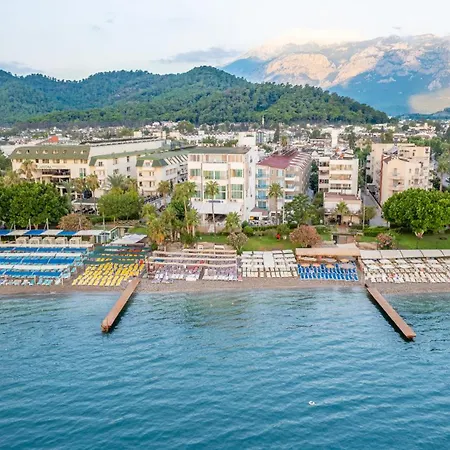 Viking & Szálloda Kemer